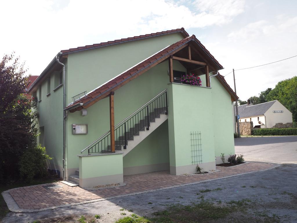 Pension Zum Hirsch Göda Oda fotoğraf