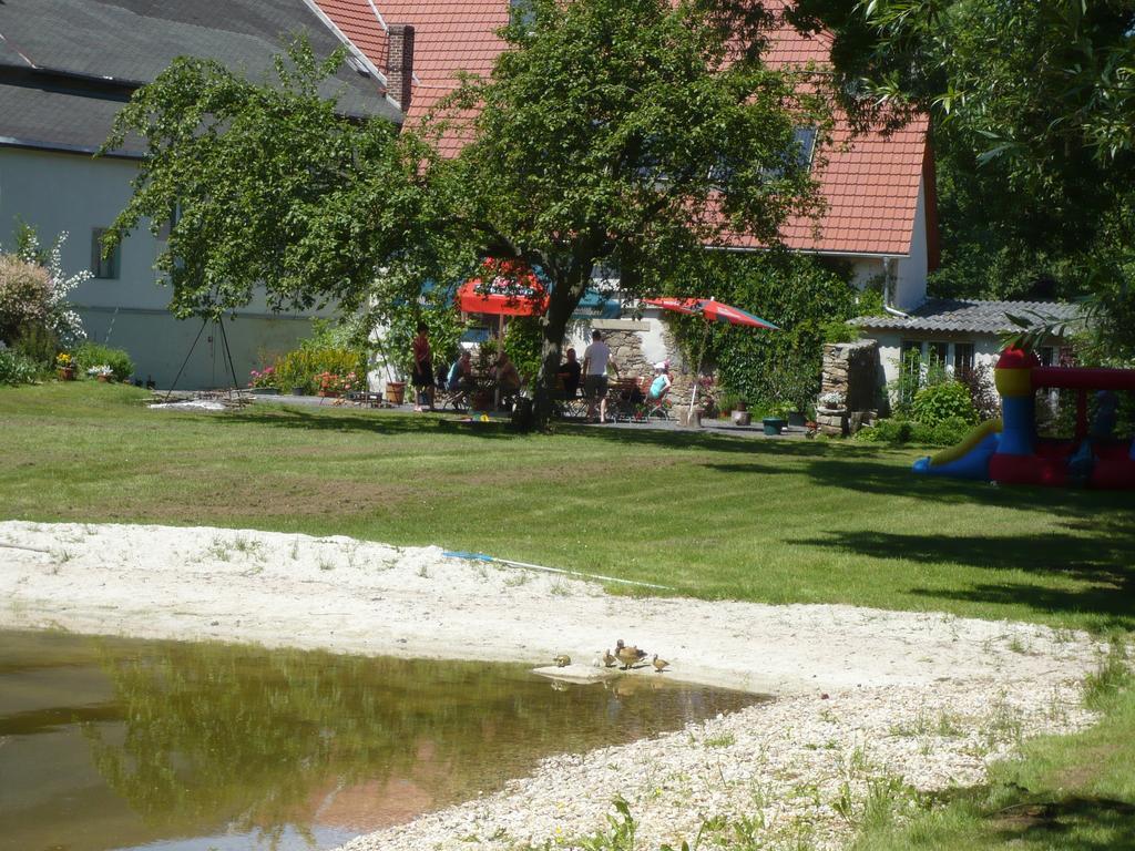 Pension Zum Hirsch Göda Dış mekan fotoğraf